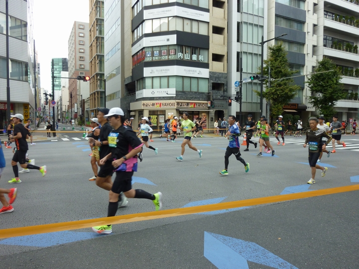 須田町一丁目交差点